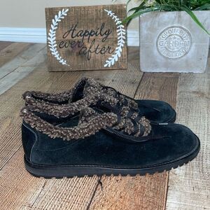 Stuart Weitzman Oxford Shoes Black Suede Faux Fur